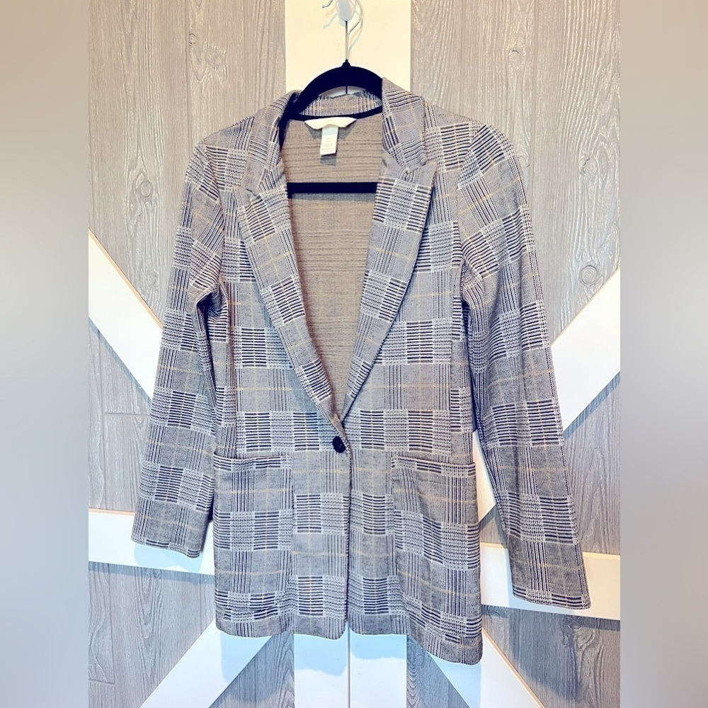 066. H&M Plaid Tailored Ladies Blazer 4 EUC